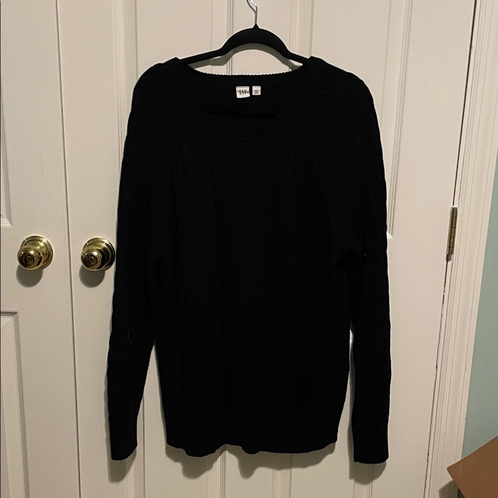 GAP Women's Black Cable Knit Crew Neck Sweater